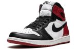 Air Jordan 1 Retro High OG 'Black Toe' 2016