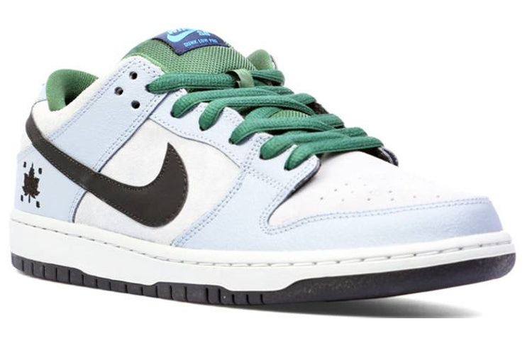 Nike Dunk Low Premium SB 'Maple Leaf'