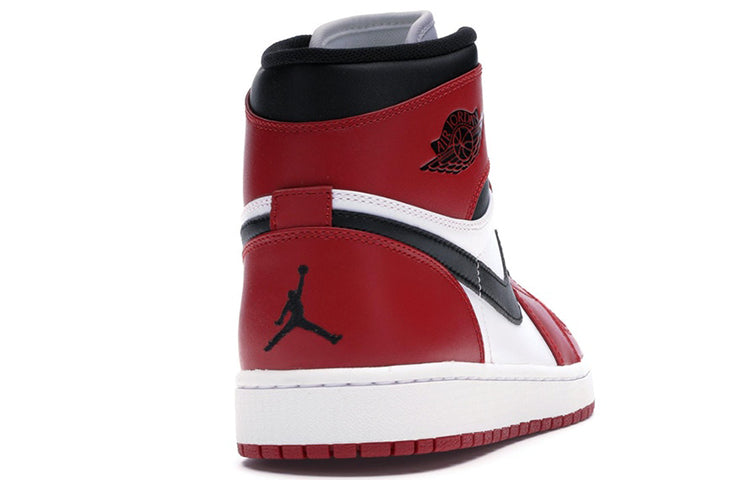 Air Jordan 1 Retro High 'Chicago' 2013