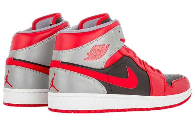 Air Jordan 1 Mid 'Fire Red'