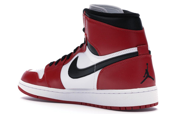 Air Jordan 1 Retro High 'Chicago' 2013