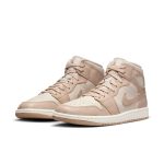 Air Jordan 1 Mid SE 'Legend Light Brown'