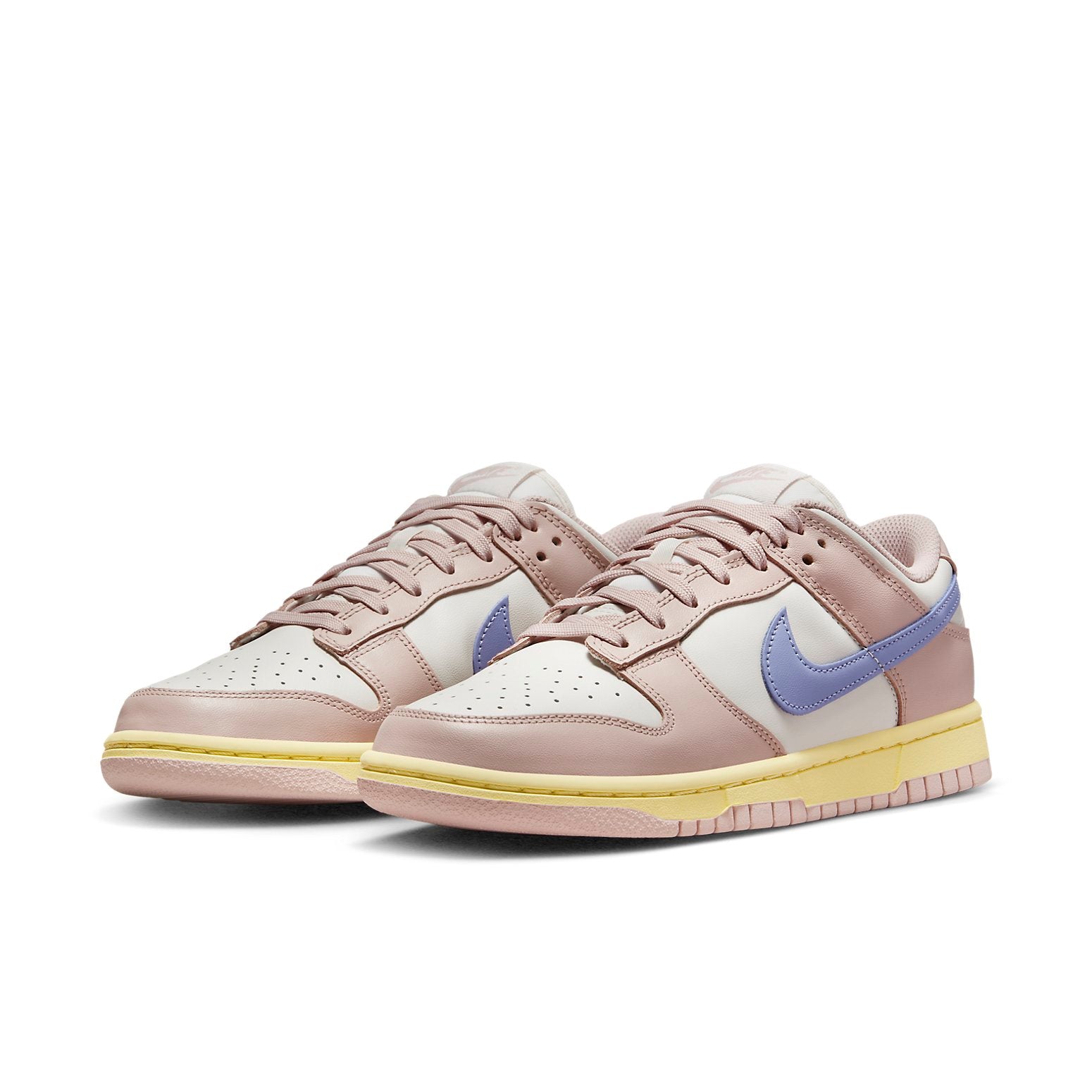 Nike Dunk Low 'Pink Oxford'