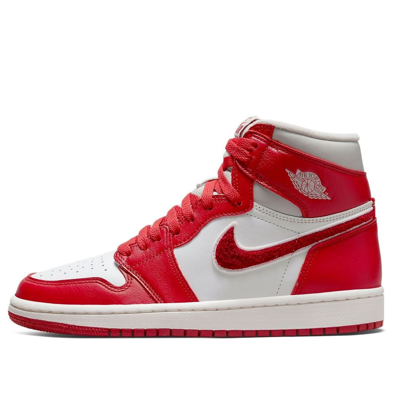 Air Jordan 1 High OG 'Newstalgia Chenille'