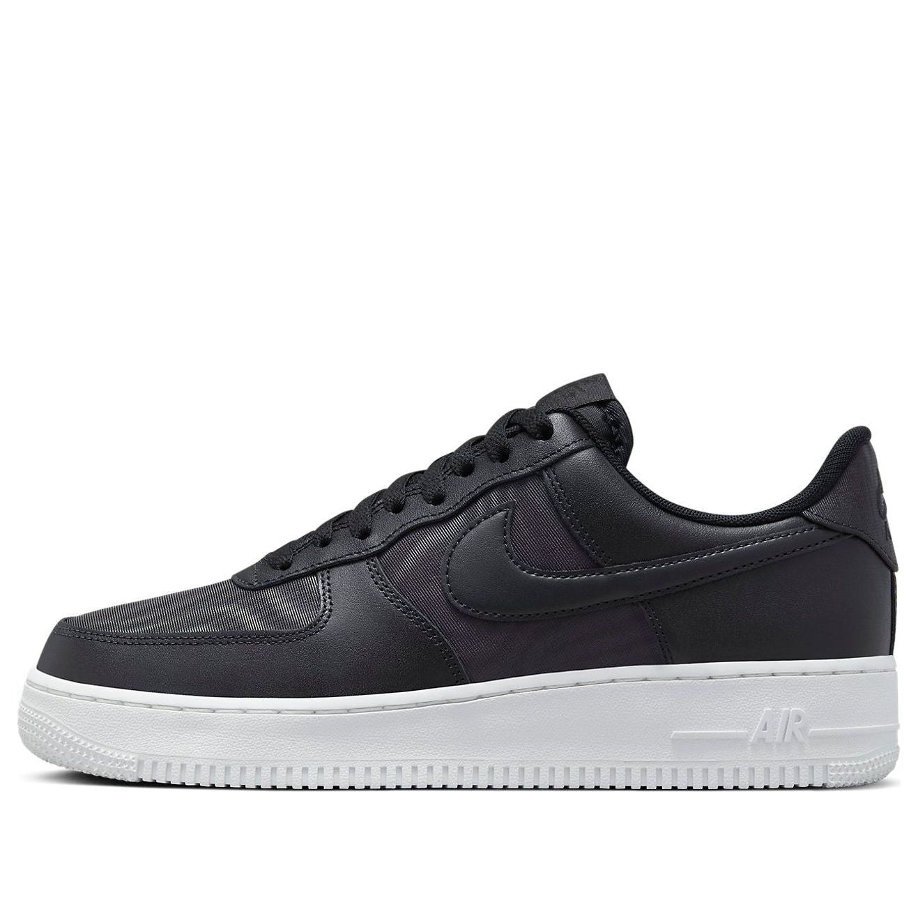 Air Force 1 Low '07 SE 'Black Nylon'