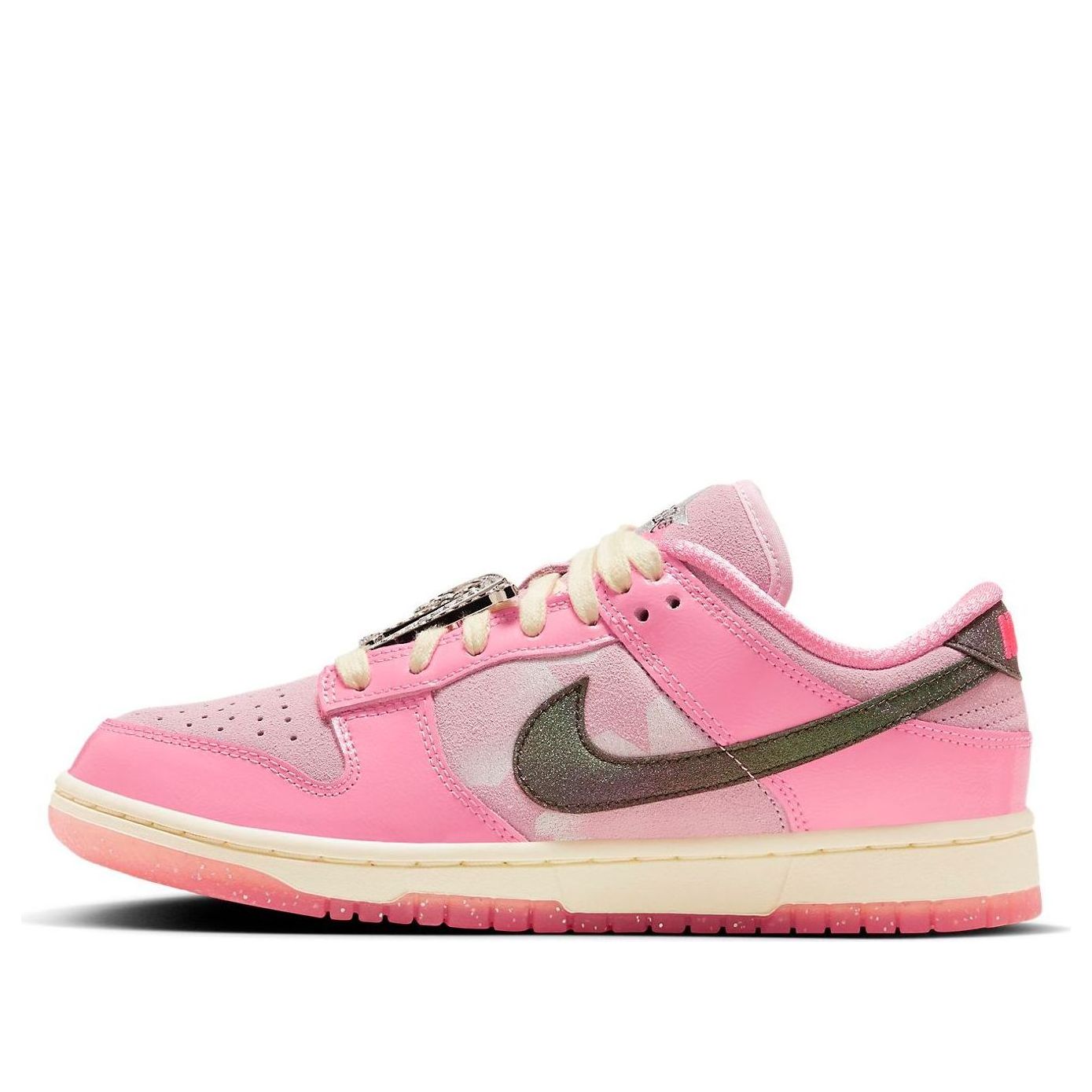 Nike Dunk Low 'Barbie'